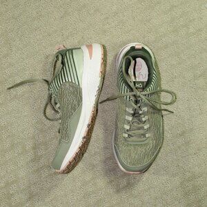 Ryka Balance Woman's 8 M Vetiv Green Shoes are in Perfect Condition WORN ONCE